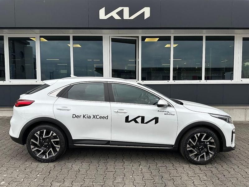 Weiß Gebraucht 2025 Kia XCeed Spirit SUV | 28.490 € (Fairer Preis) - Bild 1/4