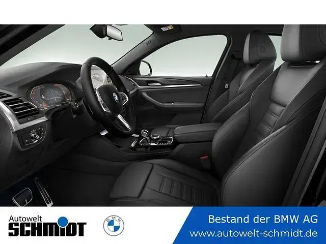 Gebraucht BMW X4 M Sport 190 PS (139 kW) 2026 Saphirschwarz SUV