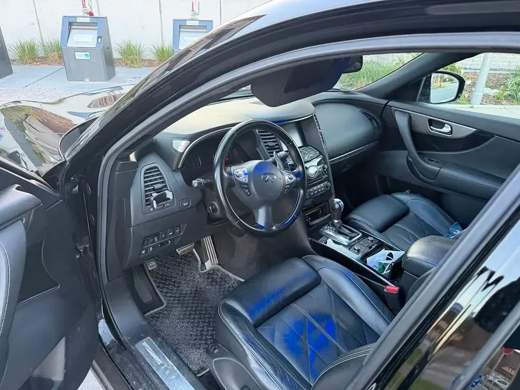 Gebraucht Infiniti Fx30 Premium 238 PS (175 kW) 2013 Schwarz SUV