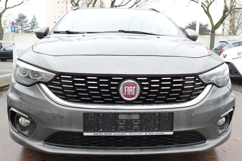 Gebraucht Fiat Tipo Lounge 120 PS (88 kW) 2017 Grau Kombi