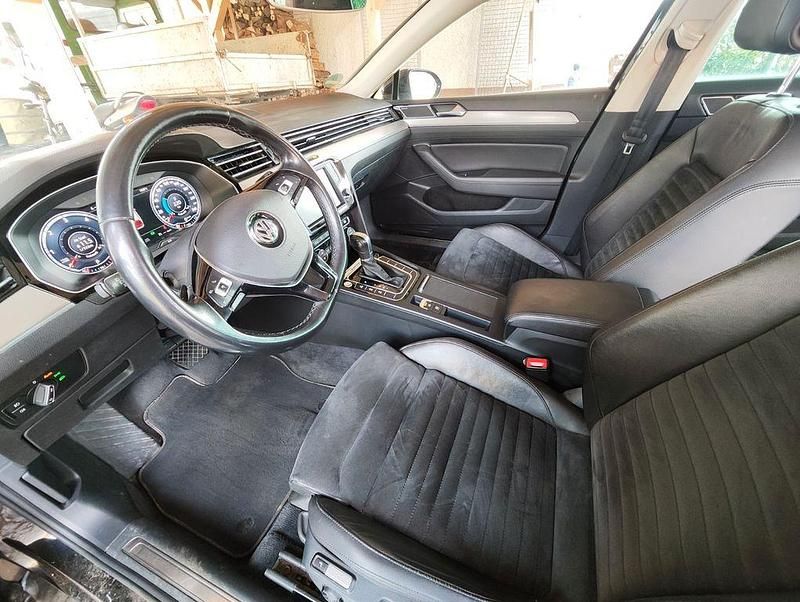 Gebraucht VW Passat 239 PS (175 kW) 2015 Schwarz Kombi