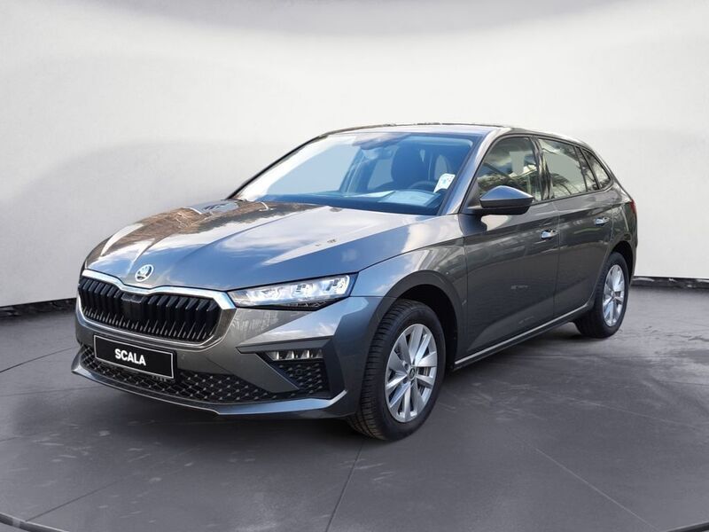 Gebraucht Skoda Scala Selection 116 PS (85 kW) 2024 Grau Kleinwagen