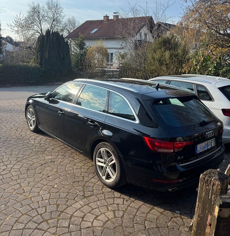 Gebraucht Audi A4 Ambiente 150 PS (110 kW) 2017 Schwarz Kombi