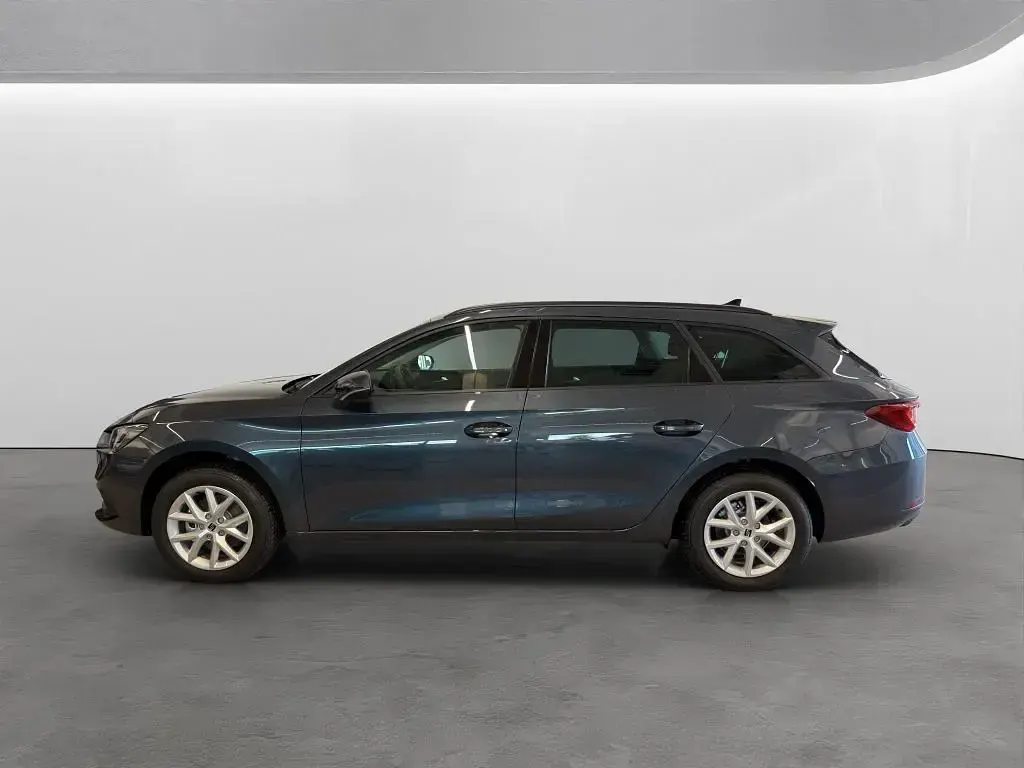 Neu Seat Leon Business 150 PS (110 kW) 2026 Weiss Kombi
