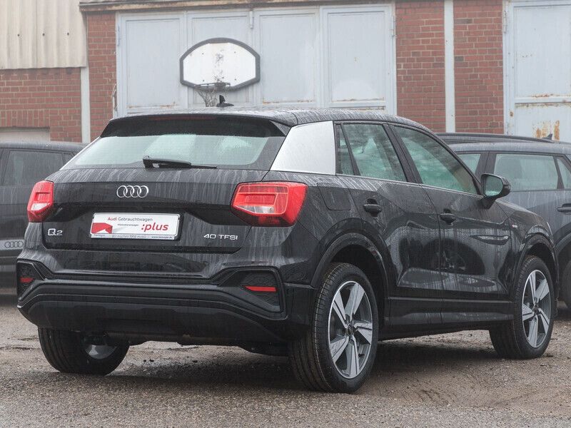 Gebraucht Audi Q2 S-Line 190 PS (139 kW) 2024 Mythosschwarz metallic SUV