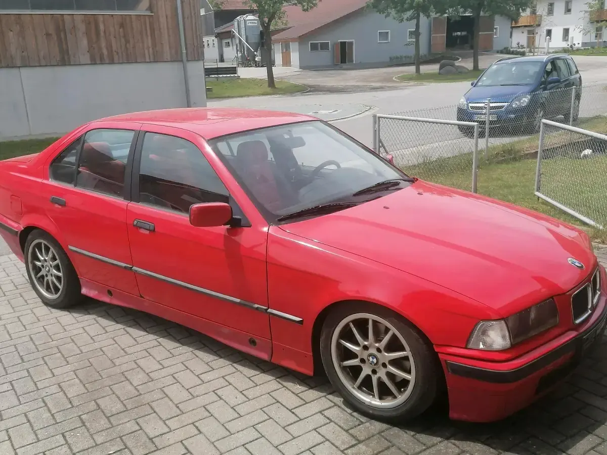 Gebraucht BMW 320 150 PS (110 kW) 1995 Limousine