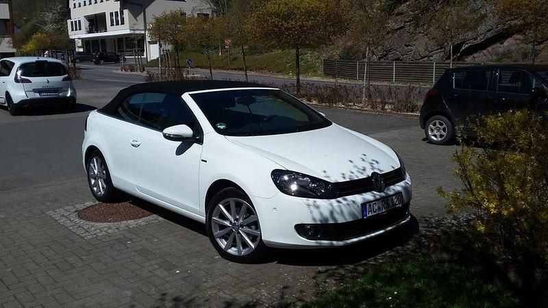 Gebraucht VW Golf Cabriolet LOUNGE 105 PS (77 kW) 2015 Weiß Cabrio