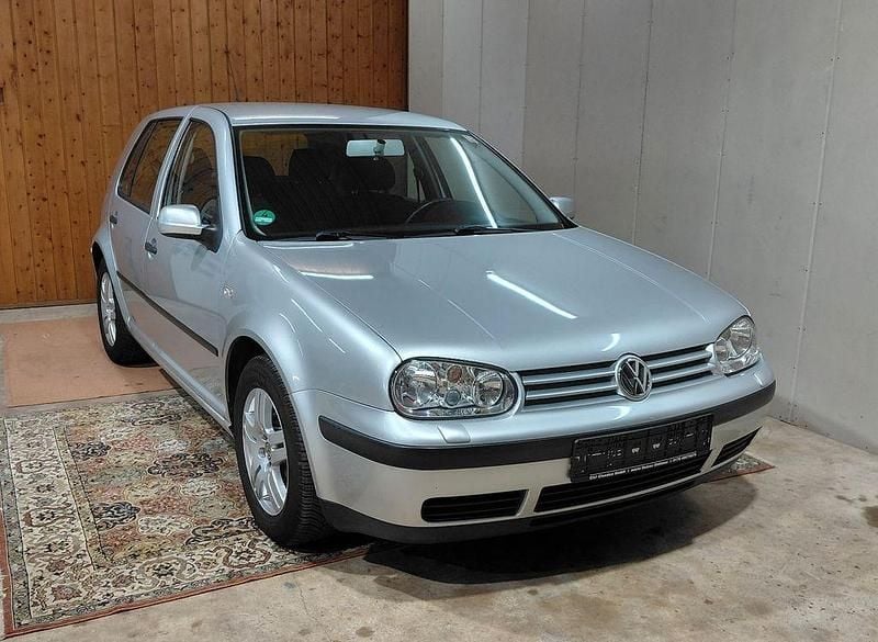 Silber Gebraucht 2001 VW Golf IV Limousine | 3.490 € (Etwas zu teuer) - Bild 1/4