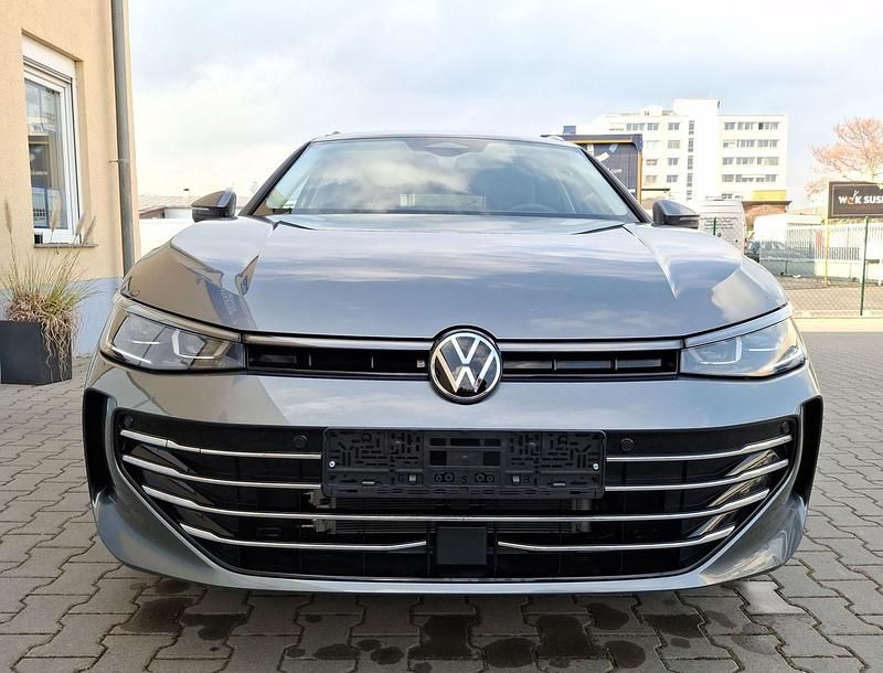 Neu VW Passat Style 265 PS (194 kW) 2025 Dark grey metallic Kombi