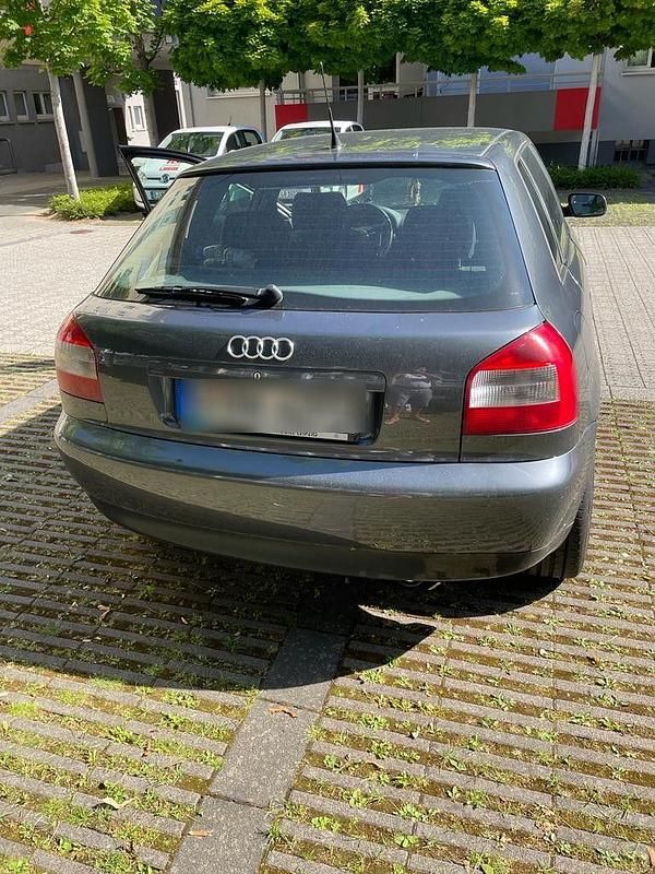 Gebraucht Audi A3 Ambiente 102 PS (75 kW) 2002 Grau Kleinwagen