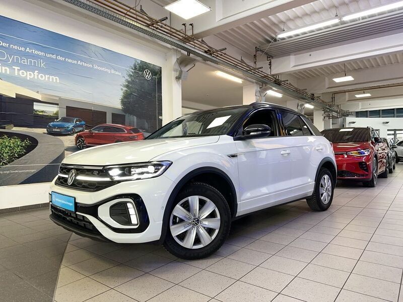 Pure white Gebraucht 2025 VW T-Roc R-line SUV | 37.990 € (Teuer) - Bild 1/4