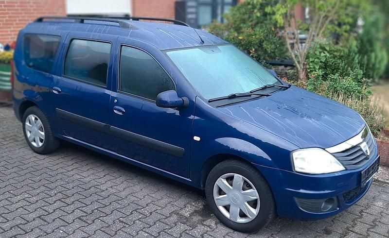 Blau Gebraucht 2009 Dacia Logan MCV Lauréate Kombi | 2.660 € (Fairer Preis) - Bild 1/4