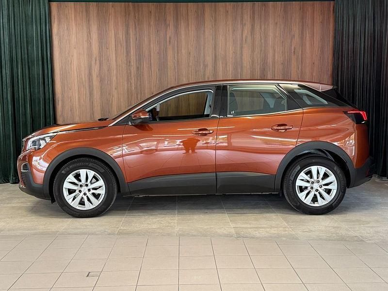 Gebraucht Peugeot 3008 Active 131 PS (96 kW) 2021 Braun SUV