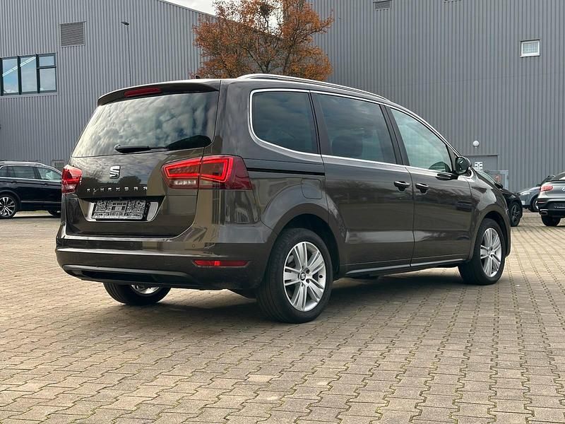 Gebraucht Seat Alhambra Style 150 PS (110 kW) 2015 Braun Van / Kleinbus