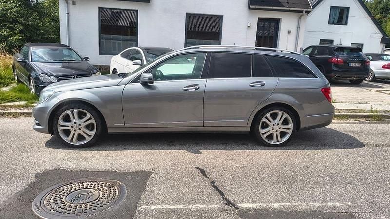 Gebraucht 2013 Mercedes C220 Avantgarde Edition Limousine | 6.799 € (Superpreis) - Bild 1/4