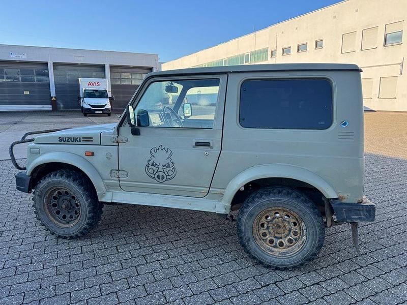 Second-hand Suzuki Samurai 69 CP (50 kW) 1998 Verde SUV
