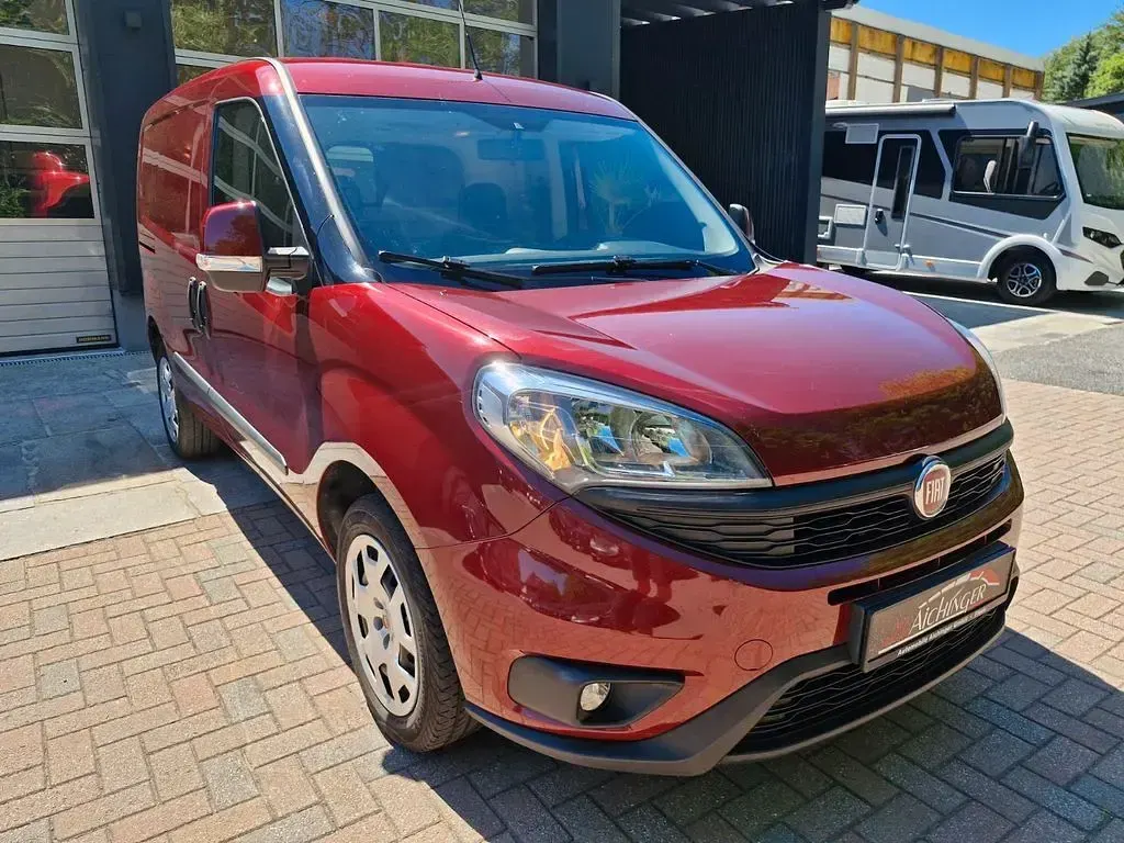 Brugt Fiat Doblò 95 HK (69 kW) 2017 Rød MPV