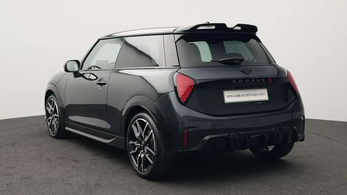Gebraucht Mini John Cooper Works 204 PS (150 kW) 2025 Grau Kleinwagen