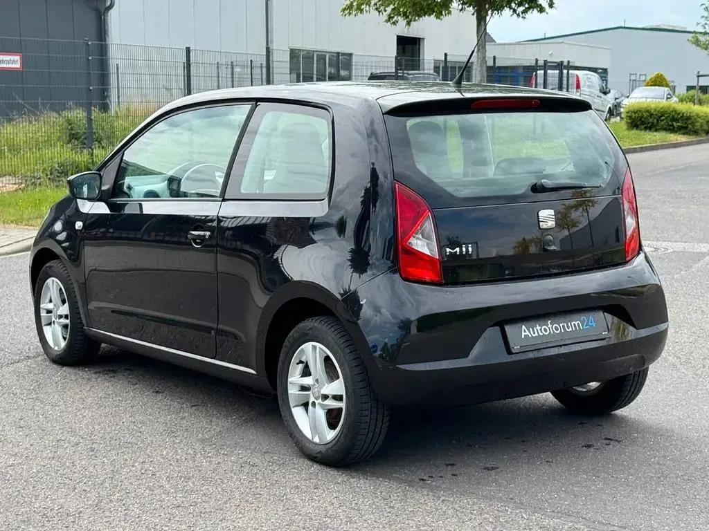 Gebraucht Seat Mii Style 60 PS (44 kW) 2013 Deep black Kleinwagen