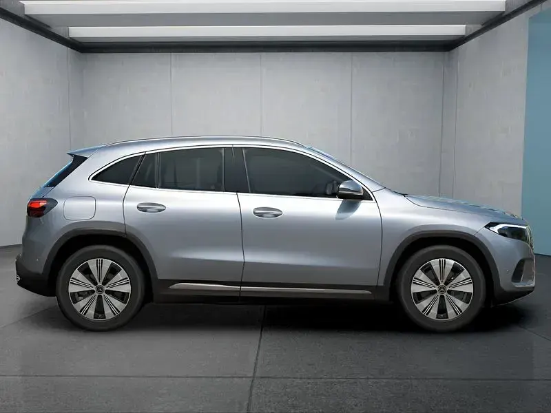 Gebraucht Mercedes EQA250 139 kW (190 PS) 2025 Silber SUV