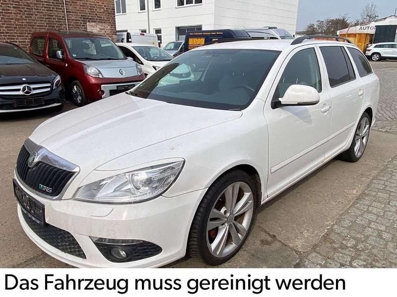 Gebraucht Skoda Octavia RS 170 PS (125 kW) 2011 Bila candy/candyweiss Kombi