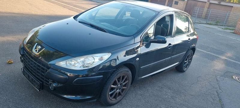 Schwarz Gebraucht 2006 Peugeot 307 Limousine | 1.400 € (Fairer Preis) - Bild 1/4