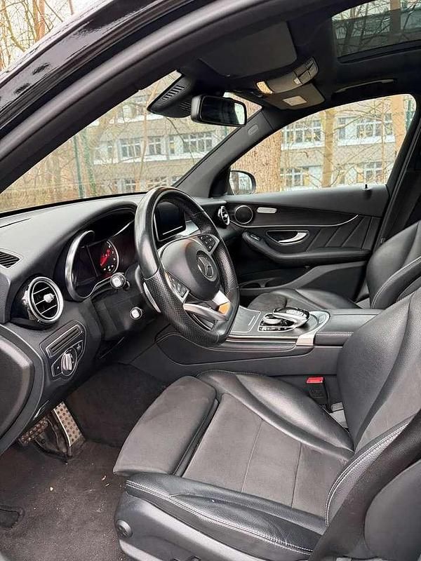 Gebraucht Mercedes GLC250 AMG line 211 PS (155 kW) 2017 SUV