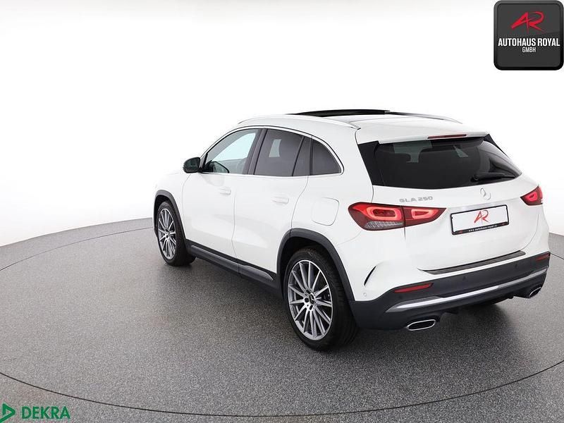 Gebraucht Mercedes GLA250 AMG 224 PS (164 kW) 2022 Polarweiss SUV