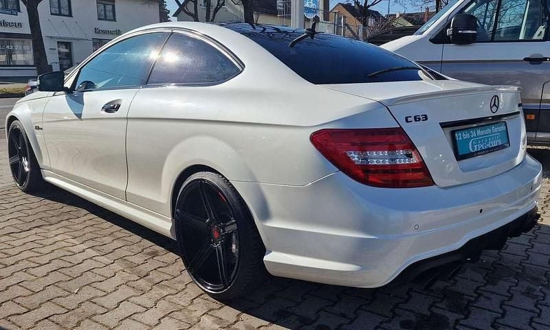 Gebraucht Mercedes C63 AMG AMG 457 PS (336 kW) 2014 Weiß Coupé