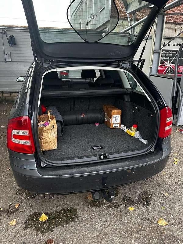 Gebraucht 2007 Skoda Octavia Tour Kombi | 2.499 € - Bild 1/4