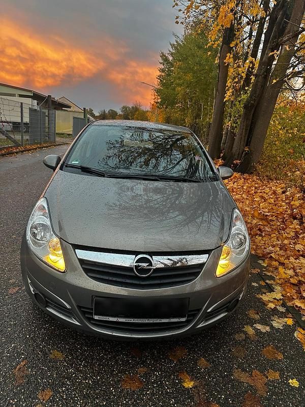 Grau Gebraucht 2010 Opel Corsa Kleinwagen | 1.900 € - Bild 1/4