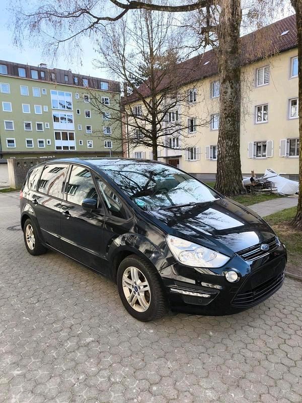 Gebraucht Ford S-MAX S 160 PS (117 kW) 2014 Van / Kleinbus