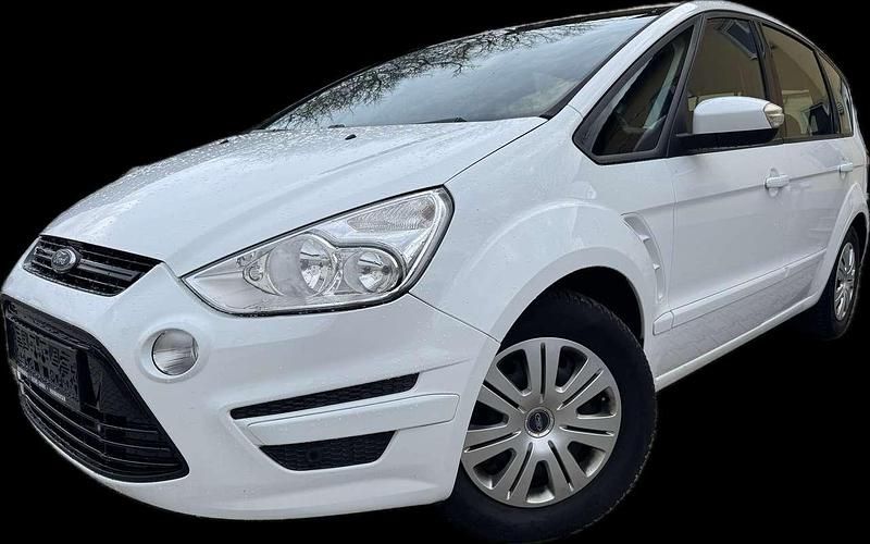 Gebraucht Ford S-MAX Trend 160 PS (117 kW) 2012 Frostweiß Van / Kleinbus