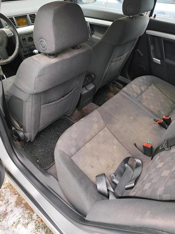 Gebraucht Opel Vectra 122 PS (89 kW) 2002 Silber Limousine