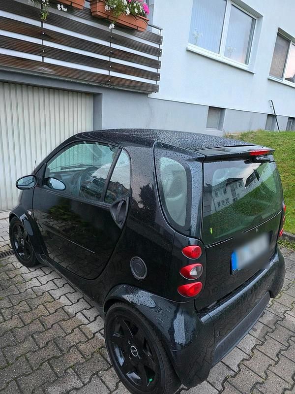 Schwarz Gebraucht 2002 Smart ForTwo Coupé Kleinwagen | 2.000 € (Fairer Preis) - Bild 1/4