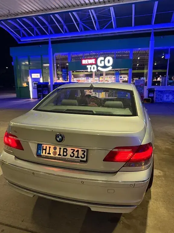 Second-hand BMW 730 231 CP (169 kW) 2007 Argintiu Berlinǎ