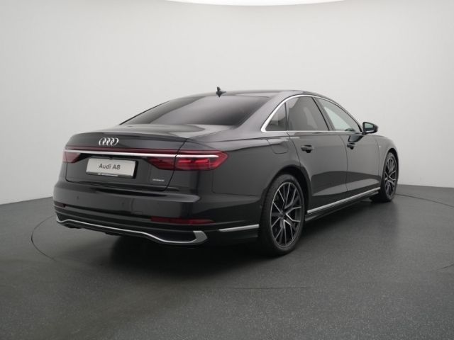 Gebraucht Audi A8 Ambiente 462 PS (339 kW) 2024 Schwarz Limousine