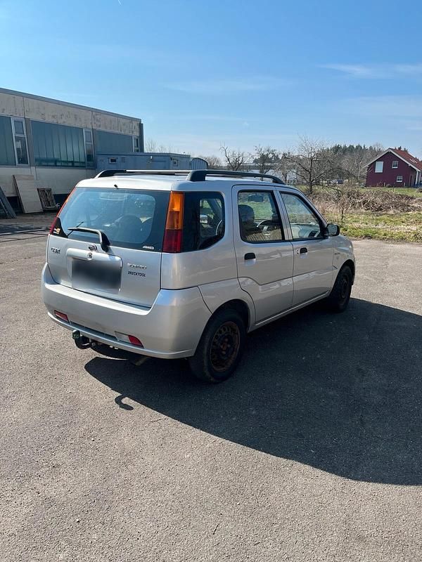 Gebraucht Subaru Justy 94 PS (69 kW) 2007 Silber Kleinwagen