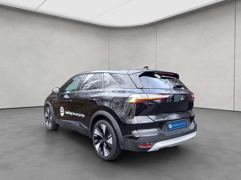 Gebraucht Mitsubishi Grandis Diamant Edition 109 PS (80 kW) 2025 Schwarz SUV