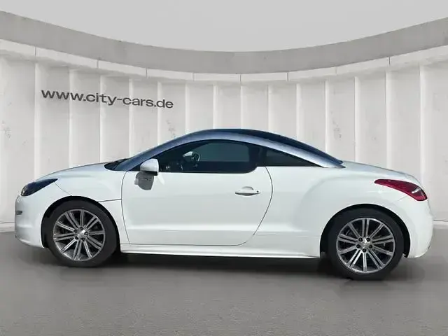 Gebraucht Peugeot RCZ Basis 156 PS (114 kW) 2014 Weiß Coupé