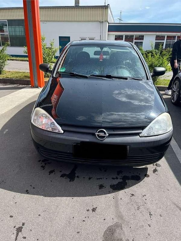 Schwarz Gebraucht 2001 Opel Corsa Edition Limousine | 800 € (Guter Preis) - Bild 1/4
