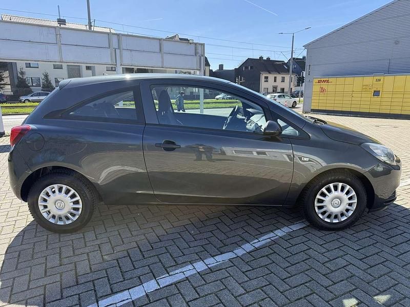 Gebraucht Opel Corsa Selection 69 PS (50 kW) 2016 Graphit grau/graffiti grey Kleinwagen