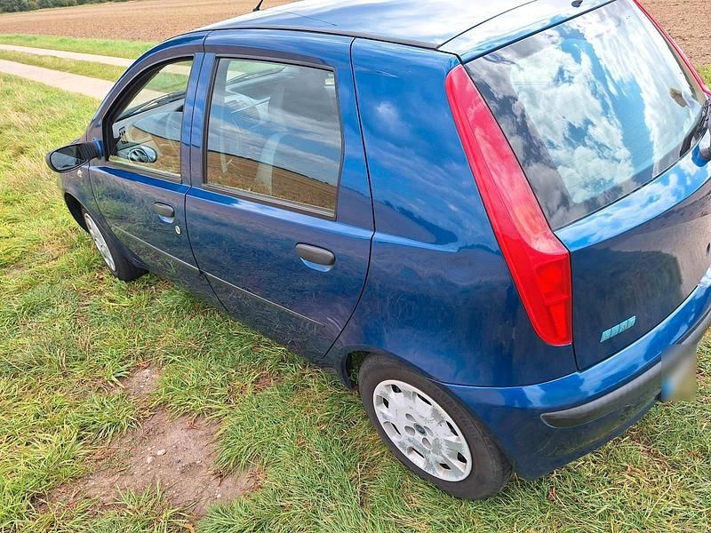 Gebraucht Fiat Punto 60 PS (44 kW) 2001 Blau Kleinwagen