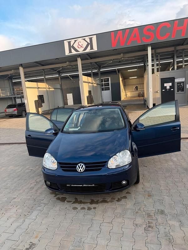 Gebraucht VW Golf V United 75 PS (55 kW) 2008 Blau Kleinwagen