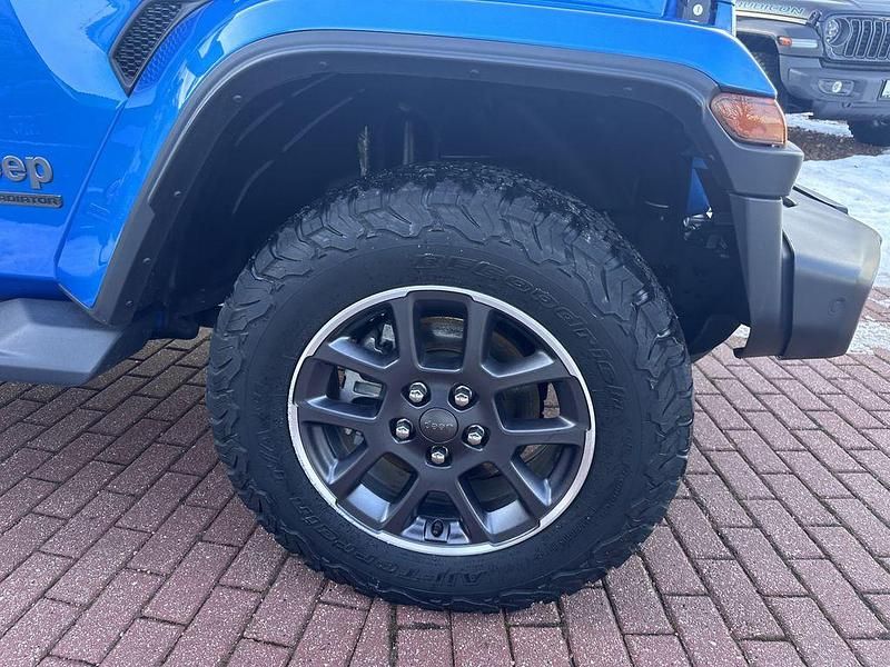 Gebraucht Jeep Gladiator 80th Anniversary 264 PS (194 kW) 2021 Hydro blue pearl coat Abholung