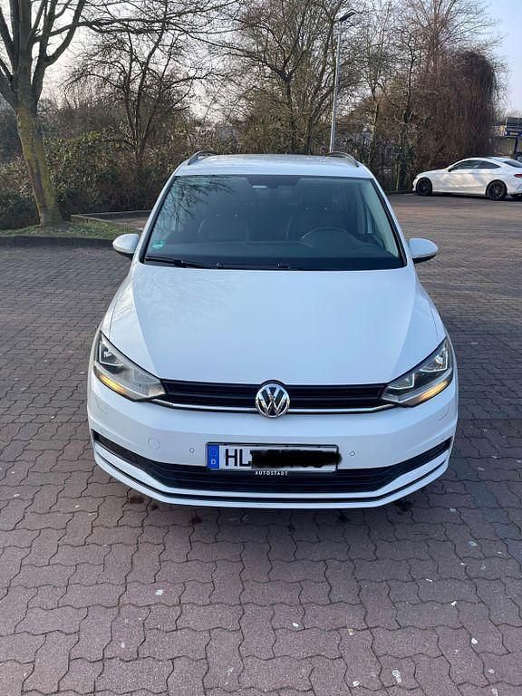 Gebraucht VW Touran 116 PS (85 kW) 2020 Beige Van / Kleinbus