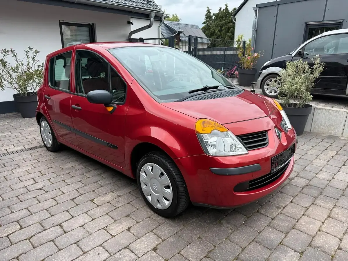 Gebraucht Renault Modus 75 PS (55 kW) 2004 Rot Van / Kleinbus