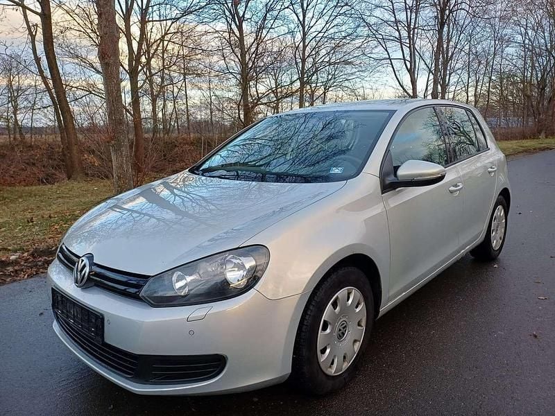 Gebraucht VW Golf VI 105 PS (77 kW) 2011 Silber Kleinwagen