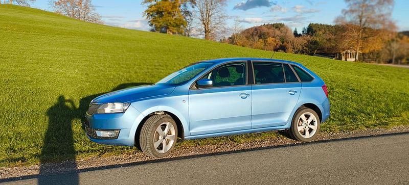 Blau Gebraucht 2013 Skoda Rapid Limousine | 5.500 € (Guter Preis) - Bild 1/4