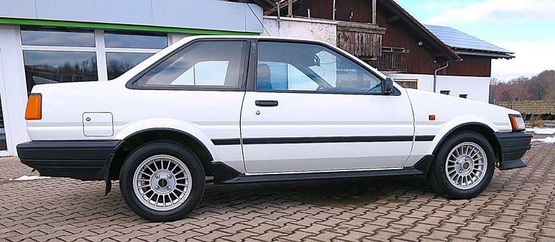 Gebraucht Toyota Corolla 116 PS (85 kW) 1978 Weiß Limousine